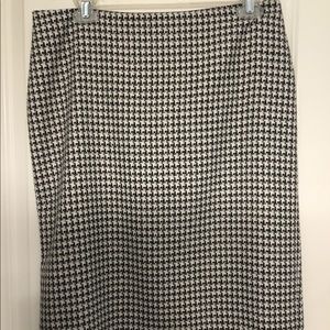 NWT | WHBM pencil Skirt